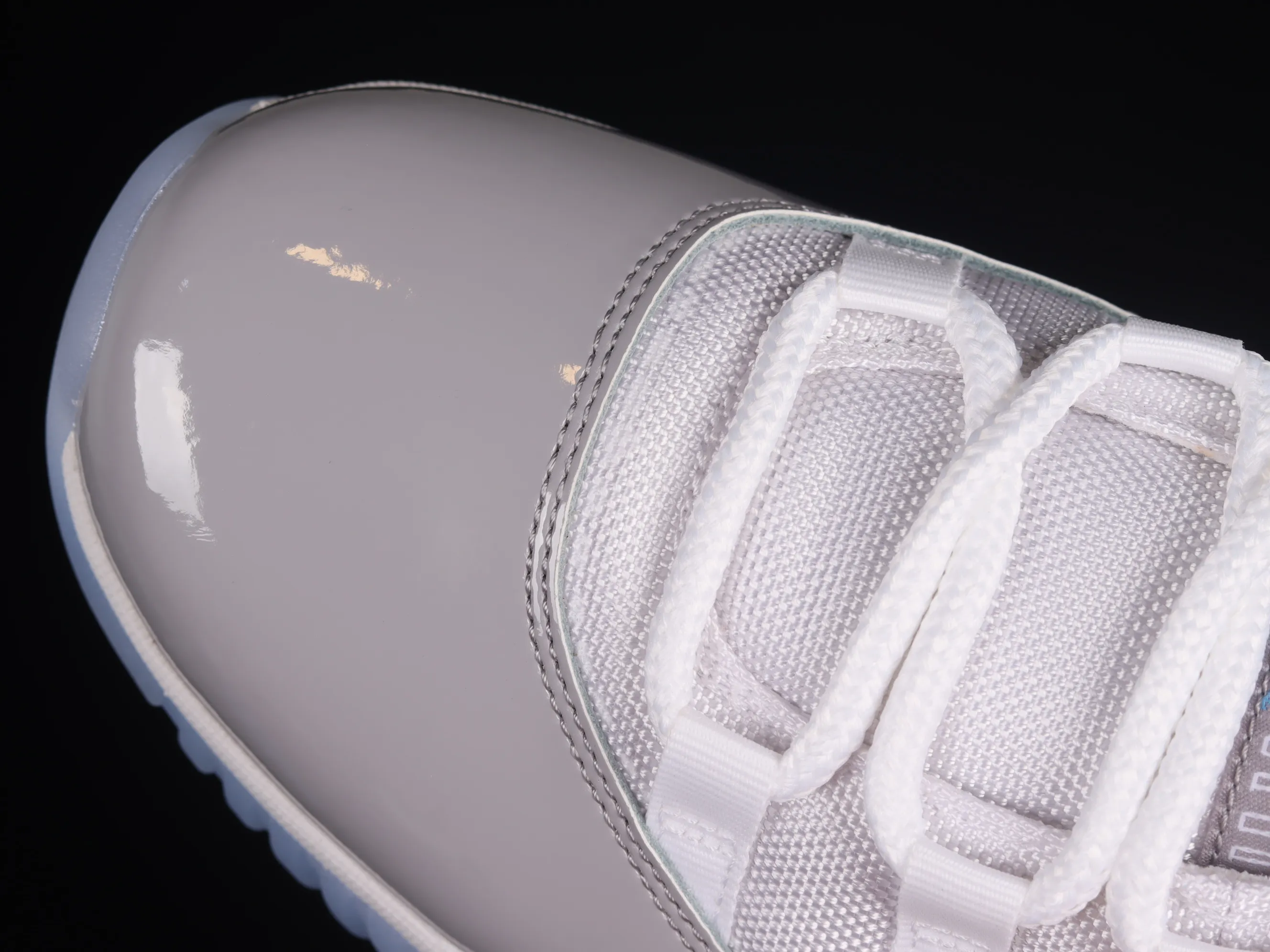 All categories Air Jordan Jordan series basketball shoes Air Jordan 11 pure original version Air Jordan 11 Low "Cement Grey" AJ11 Joe 11 cool gray low-top basketball shoes AV2187-140